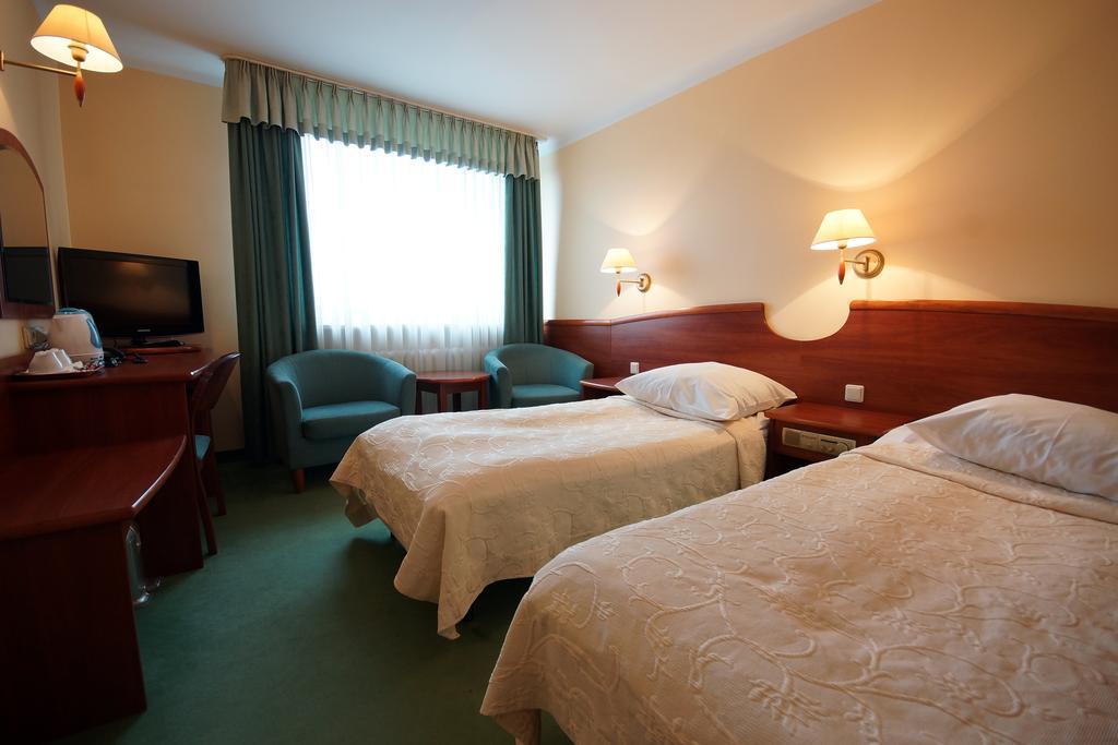 Hotel Kamena Chełm エクステリア 写真