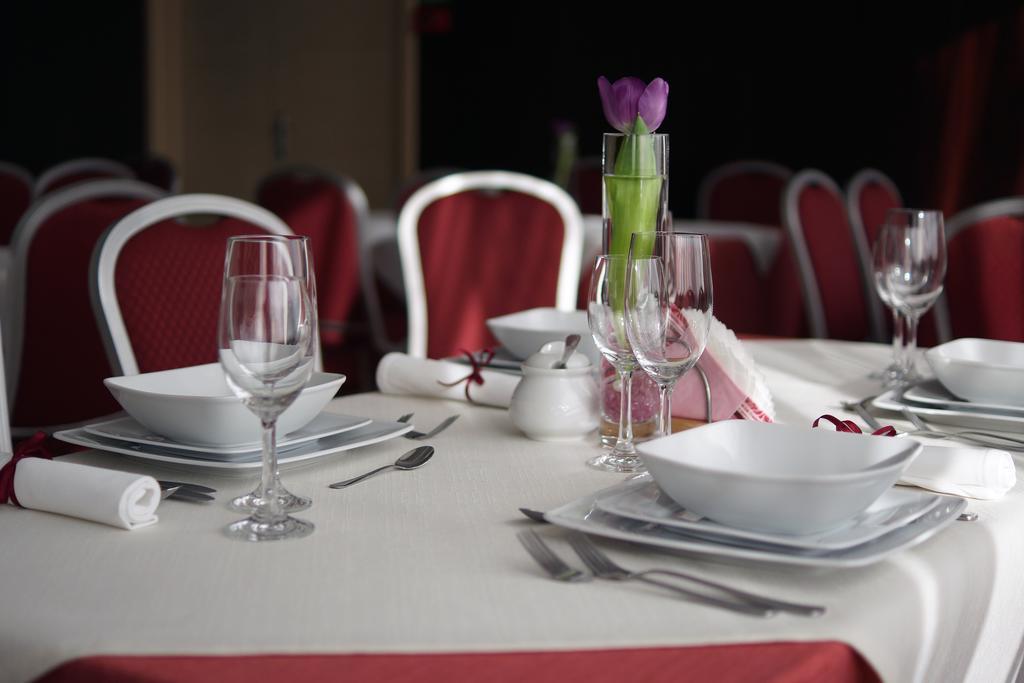 Hotel Kamena Chełm エクステリア 写真
